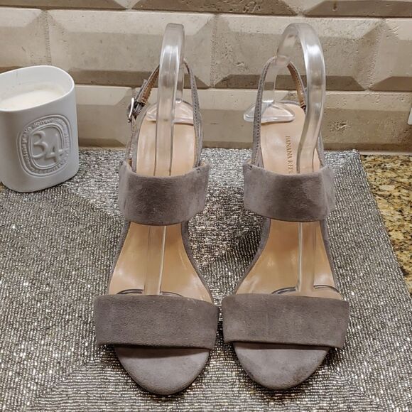 BANANA REPUBLIC Gray Suede Sandals - Size 9 - Picture 2 of 9